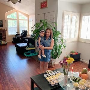 Meet your Posher, Thuy